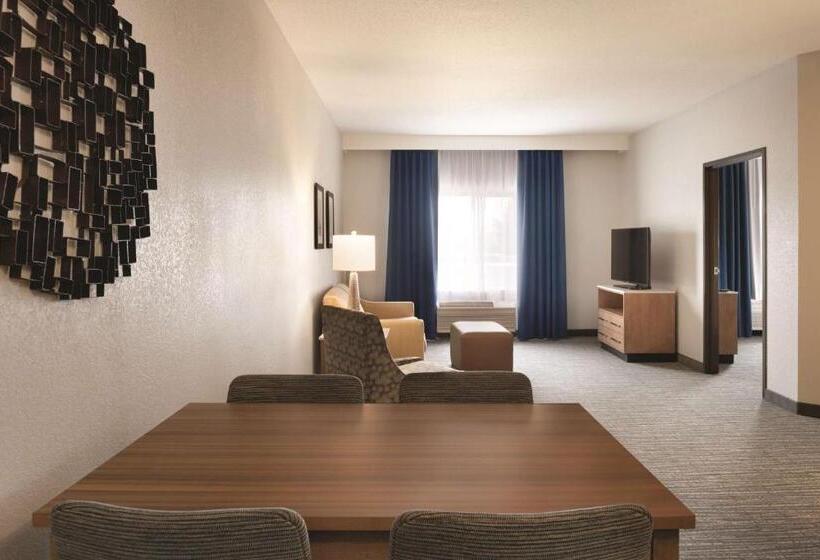 Radisson Hotel Ames Conference Center At Isu