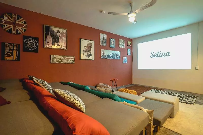 هتل Selina Cancun Downtown