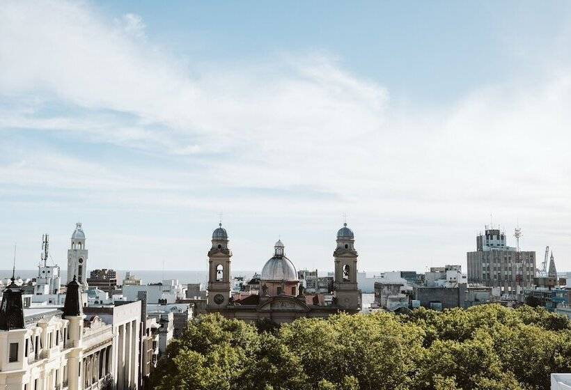 Viajero Montevideo Hostel