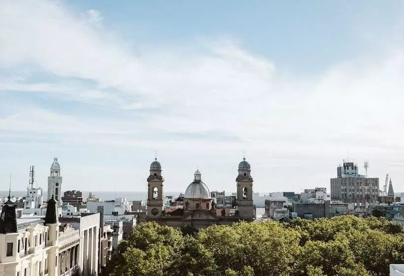 Viajero Montevideo Hostel