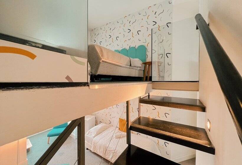 Viajero Montevideo Hostel