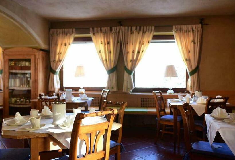 Отель Garni Living