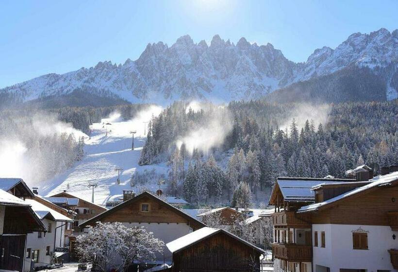 Отель Garni Living