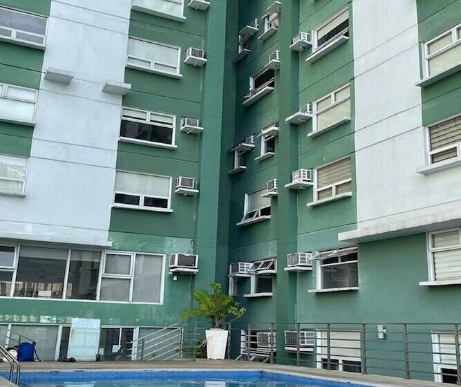 Отель Gilmore Tower Suites By Sms Hospitality