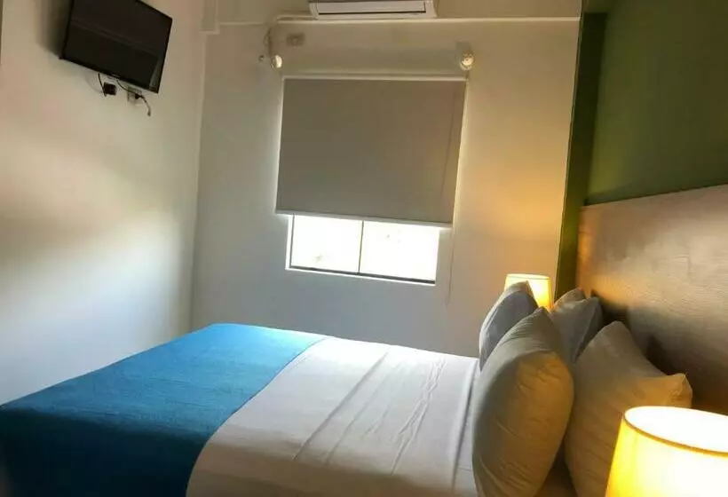 هتل Ikala Santa Cruz