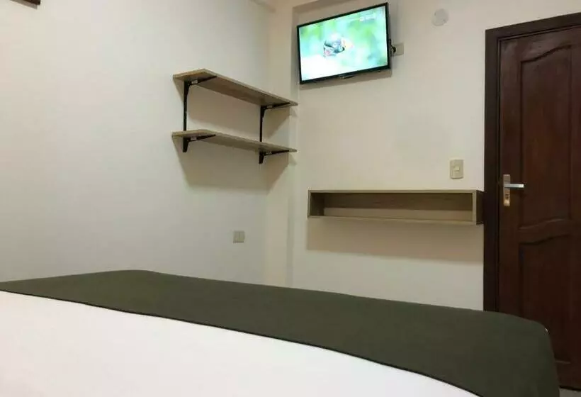 هتل Ikala Santa Cruz