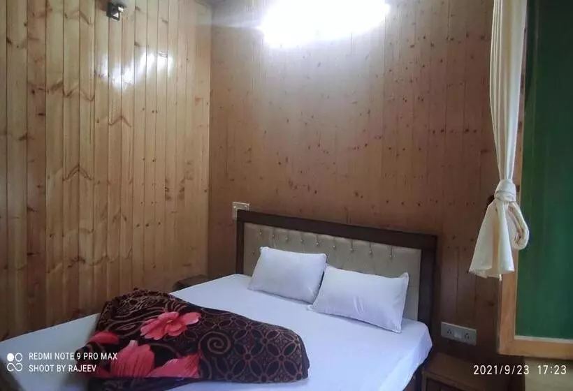 هتل Pop 83120 Kamal Guest House Tirthan