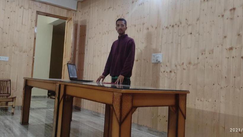 בית מלון כפרי Pop 83120 Kamal Guest House Tirthan