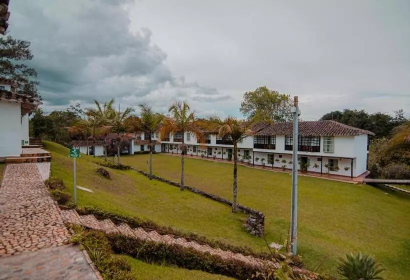 ホテル Recinto Quirama   Comfenalco Antioquia