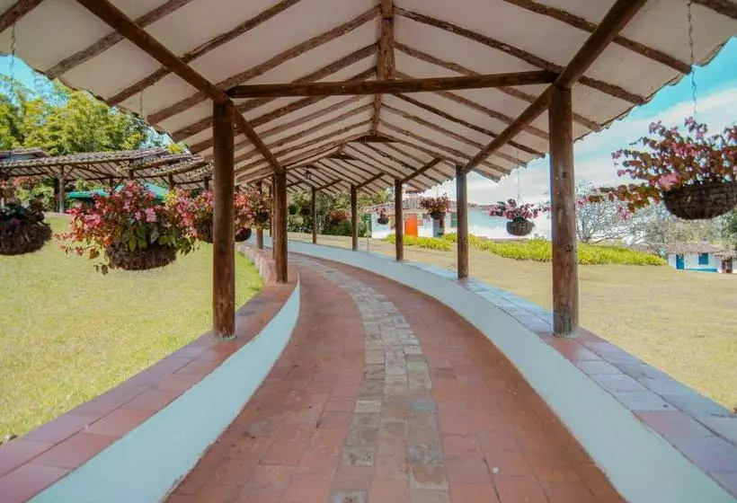 ホテル Recinto Quirama   Comfenalco Antioquia