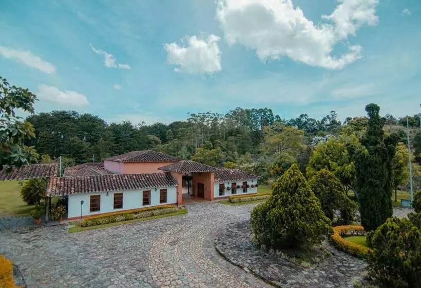 ホテル Recinto Quirama   Comfenalco Antioquia