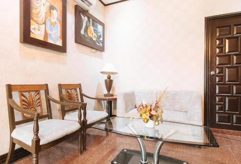 Hotel Reddoorz Plus At Canley Residential