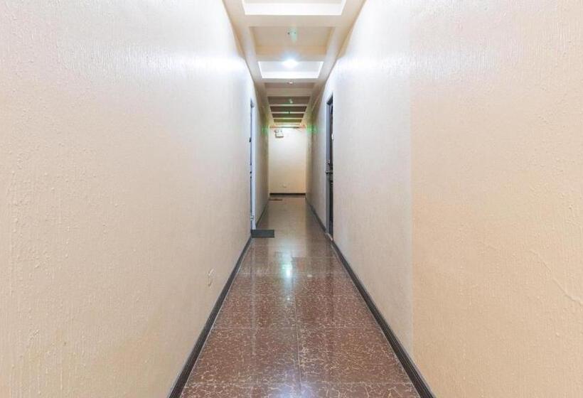 Hotel Reddoorz Plus At Canley Residential