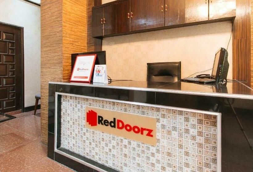 Hotel Reddoorz Plus At Canley Residential