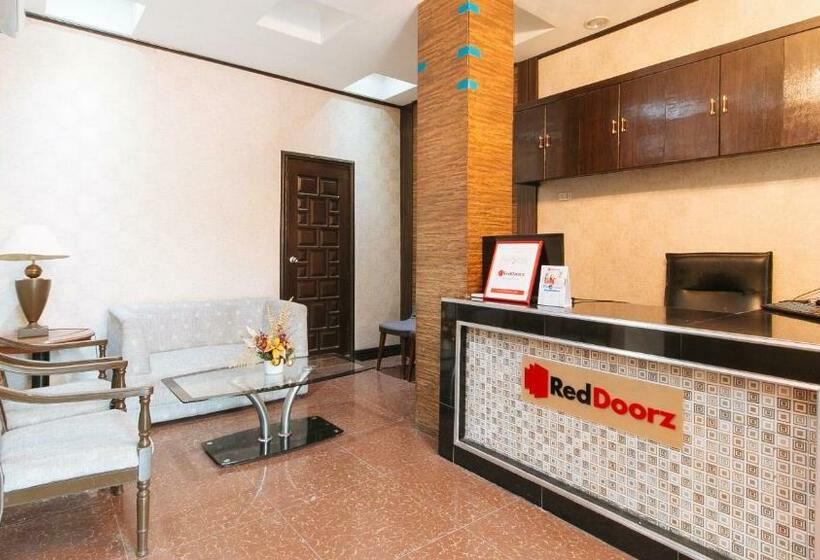 Hotel Reddoorz Plus At Canley Residential