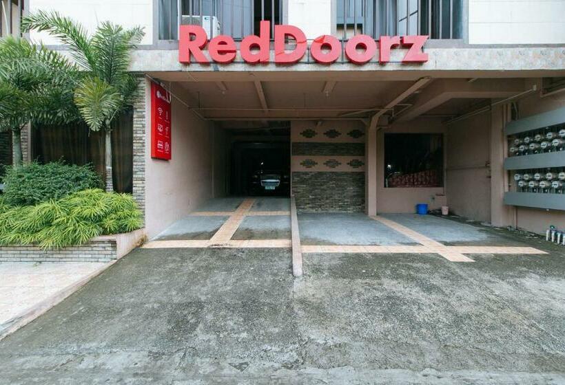 Hotel Reddoorz Plus At Canley Residential