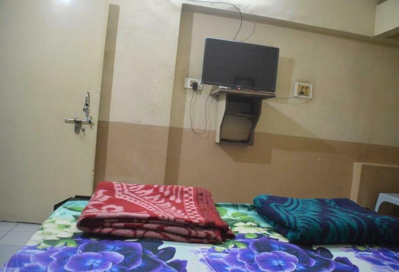 Hotel Spot On 83075  Aashiyana