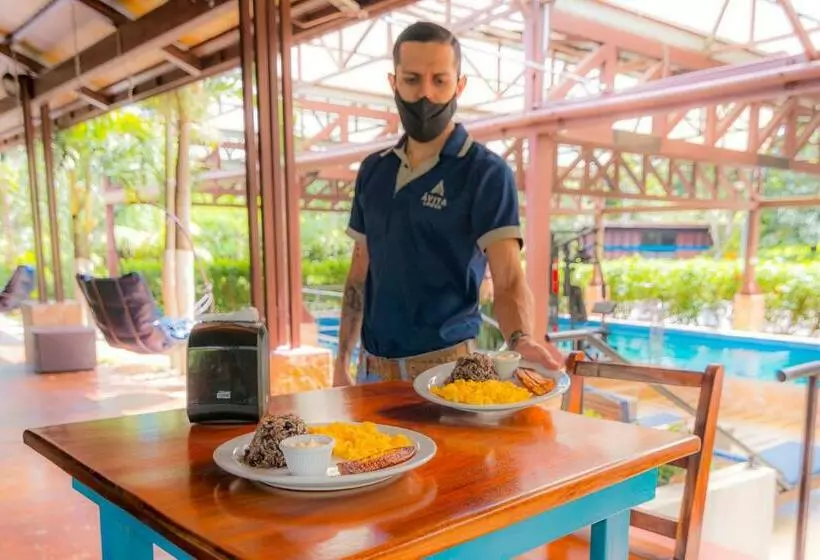 Hotelli ávita Lodge