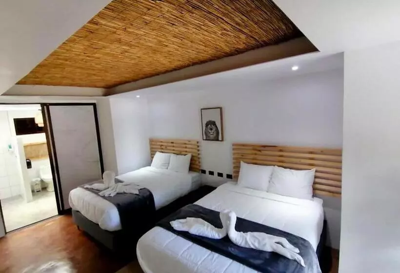 Hotelli ávita Lodge