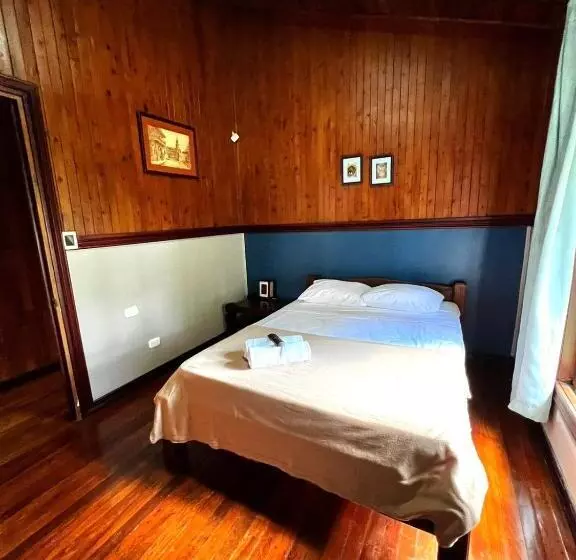 Hotelli ávita Lodge