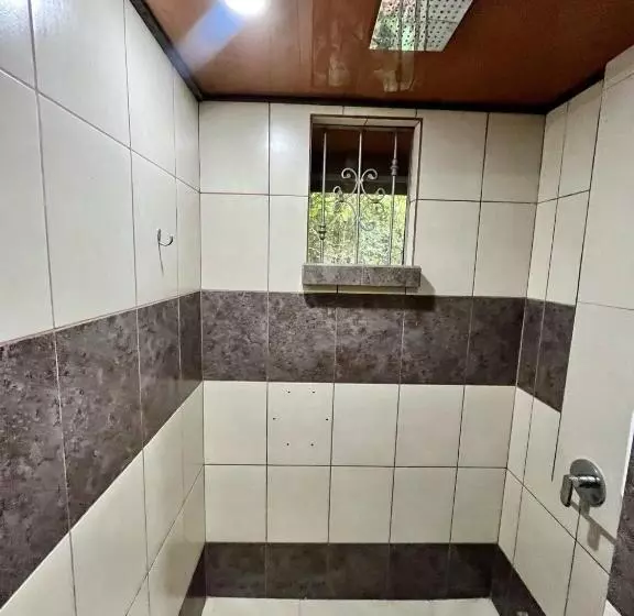 Hotelli ávita Lodge