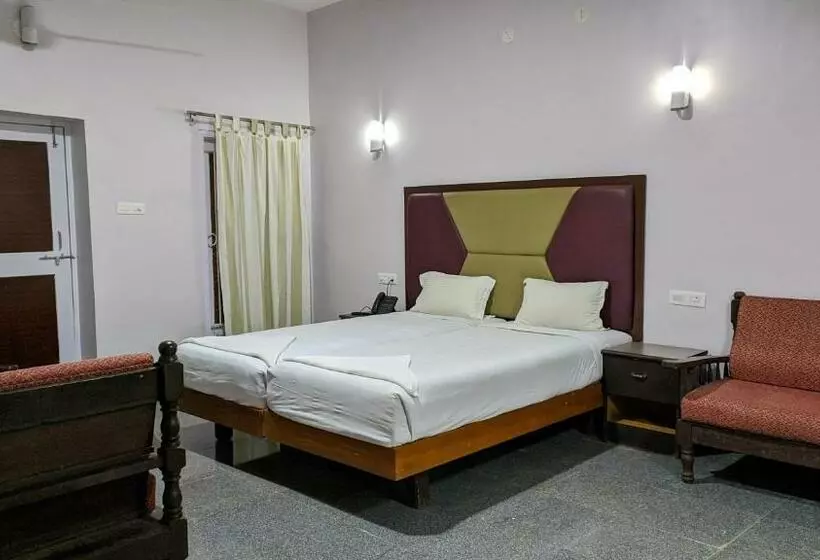 Kanthi Resorts Badami