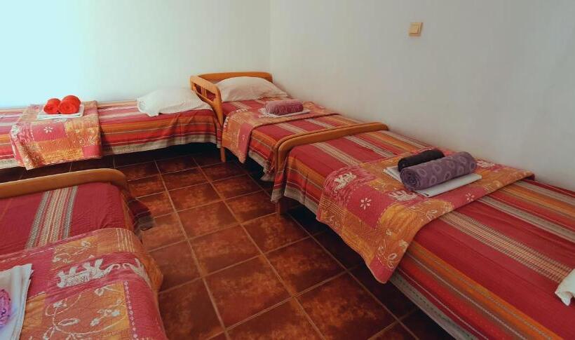 پانسیون Studio Apartments M&m