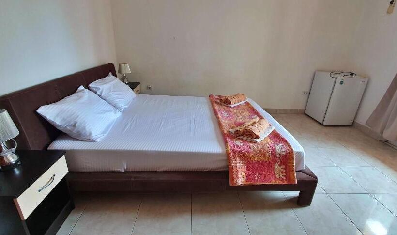 پانسیون Studio Apartments M&m