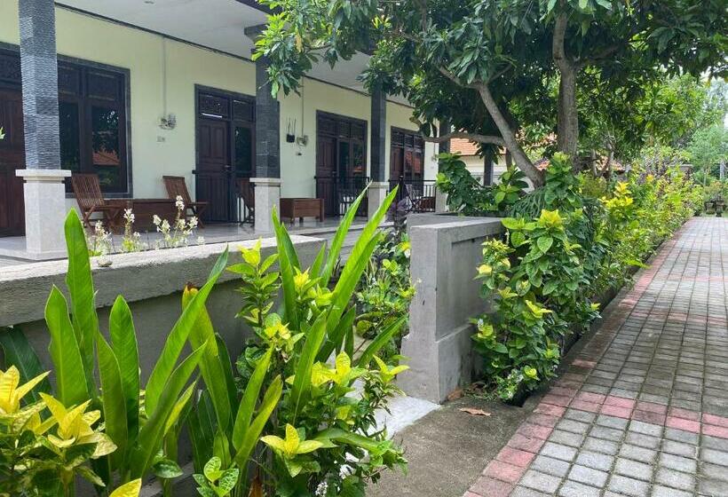 פנסיון Widara Guest House 313 Near Garuda Wisnu Kencana Redpartner