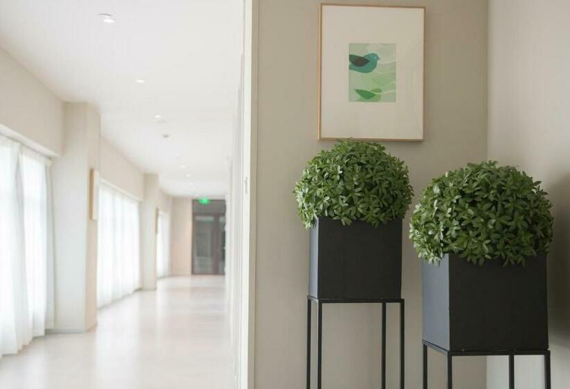 בית מלון כפרי Home Inn Selected Shanghai Harbour City