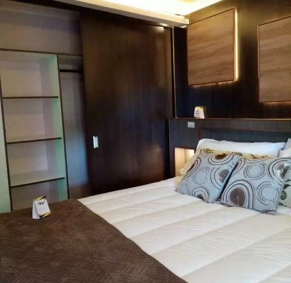 ホテル Mont Suite Mte. Aguila