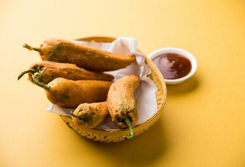 Hotell Oyo 73081 Midnight