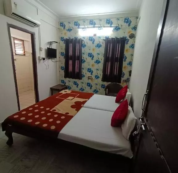 Hotelli Shubham