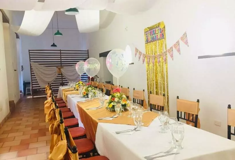 ホテル Restaurante Sion