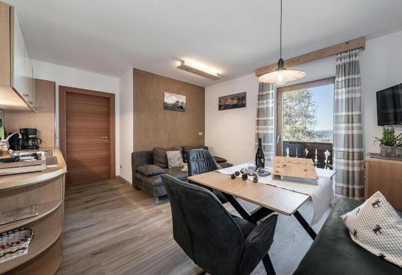 בית מלון כפרי Treffhof