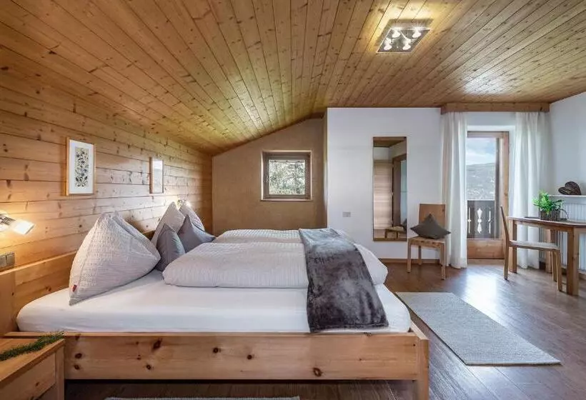 Hotelli Treffhof