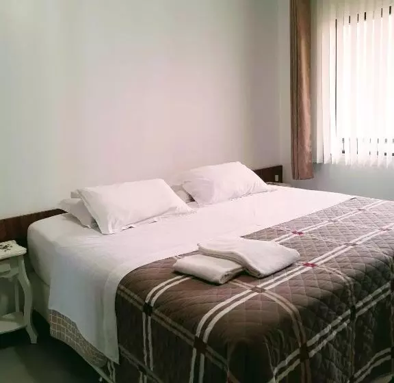 پانسیون Vila Germânica