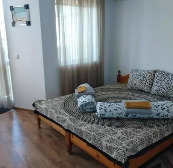 ペンション Guest House Kami