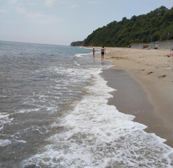 Пансион Guest House Kami