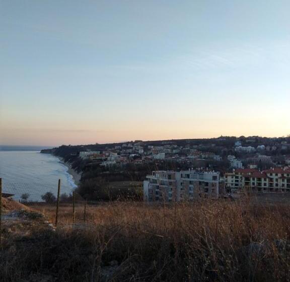 Пансион Guest House Kami