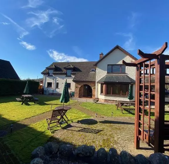 پانسیون Highland Stays   Rushfield House Rooms