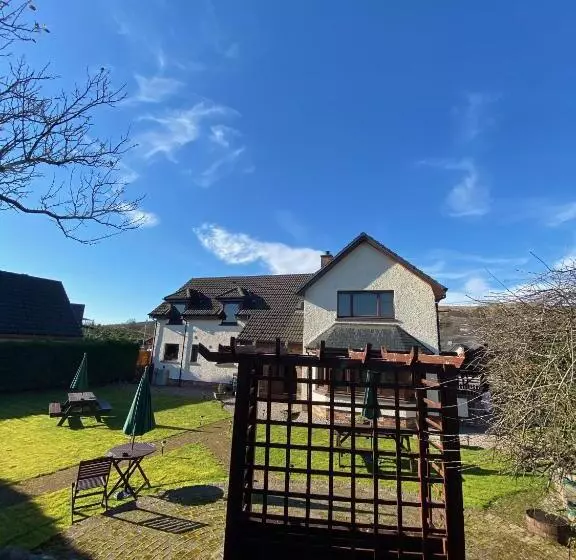 پانسیون Highland Stays   Rushfield House Rooms