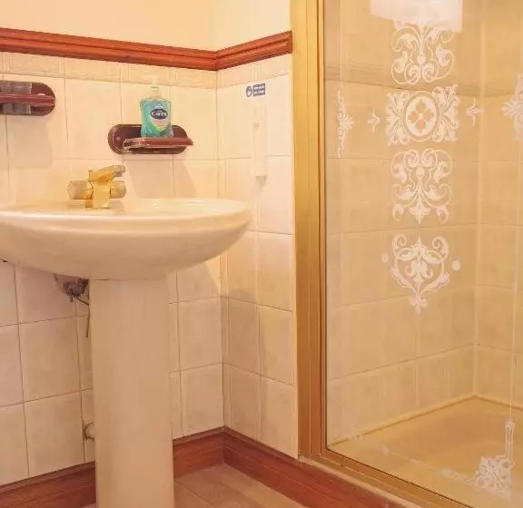 پانسیون Highland Stays   Rushfield House Rooms