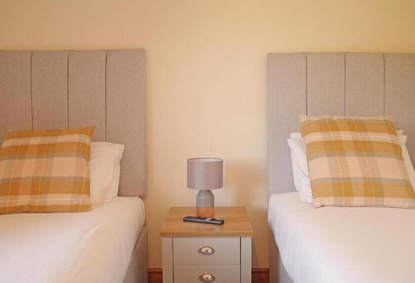 Majatalo Highland Stays   Rushfield House Rooms