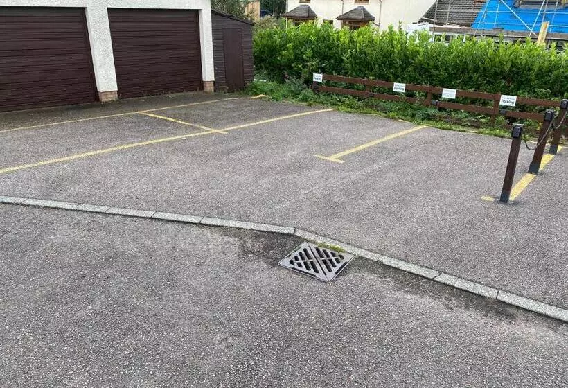 پانسیون Highland Stays   Rushfield House Rooms