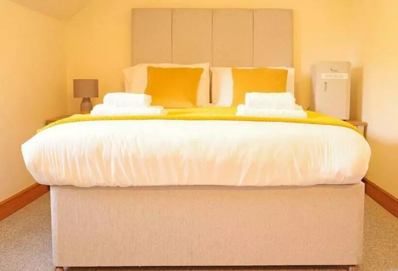 پانسیون Highland Stays   Rushfield House Rooms