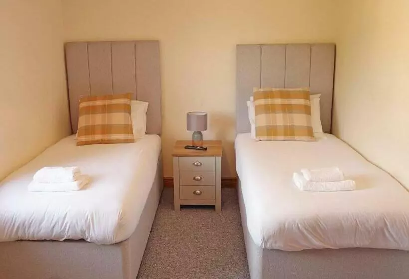 پانسیون Highland Stays   Rushfield House Rooms