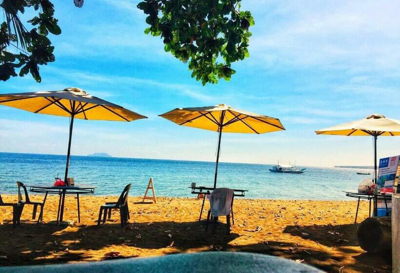 Reddoorz Plus @ Gracey Dive Resort Dumaguete