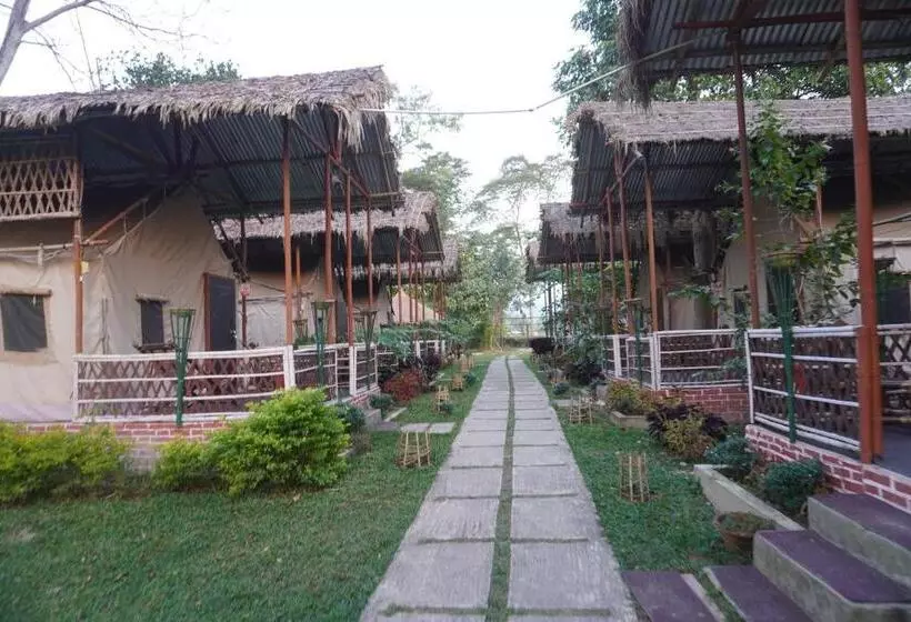 Lomakeskus Kaziranga Eco Camp