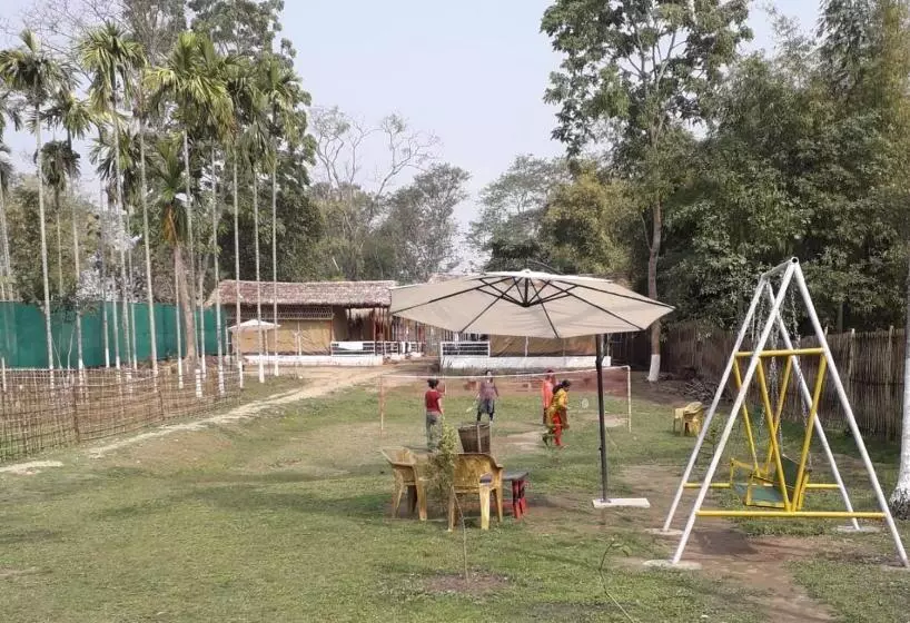 Lomakeskus Kaziranga Eco Camp